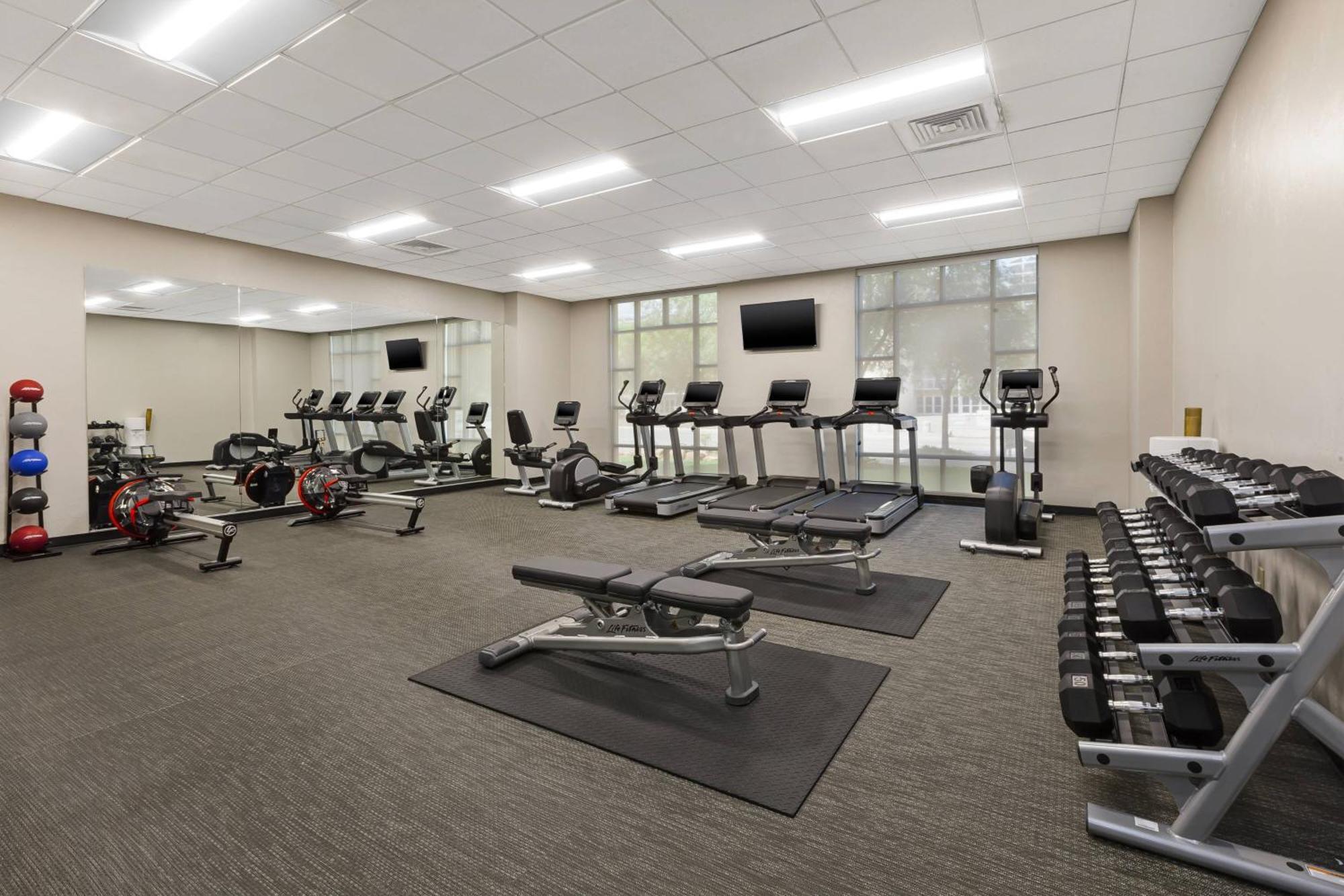 Courtyard By Marriott Oklahoma City Downtown Bagian luar foto