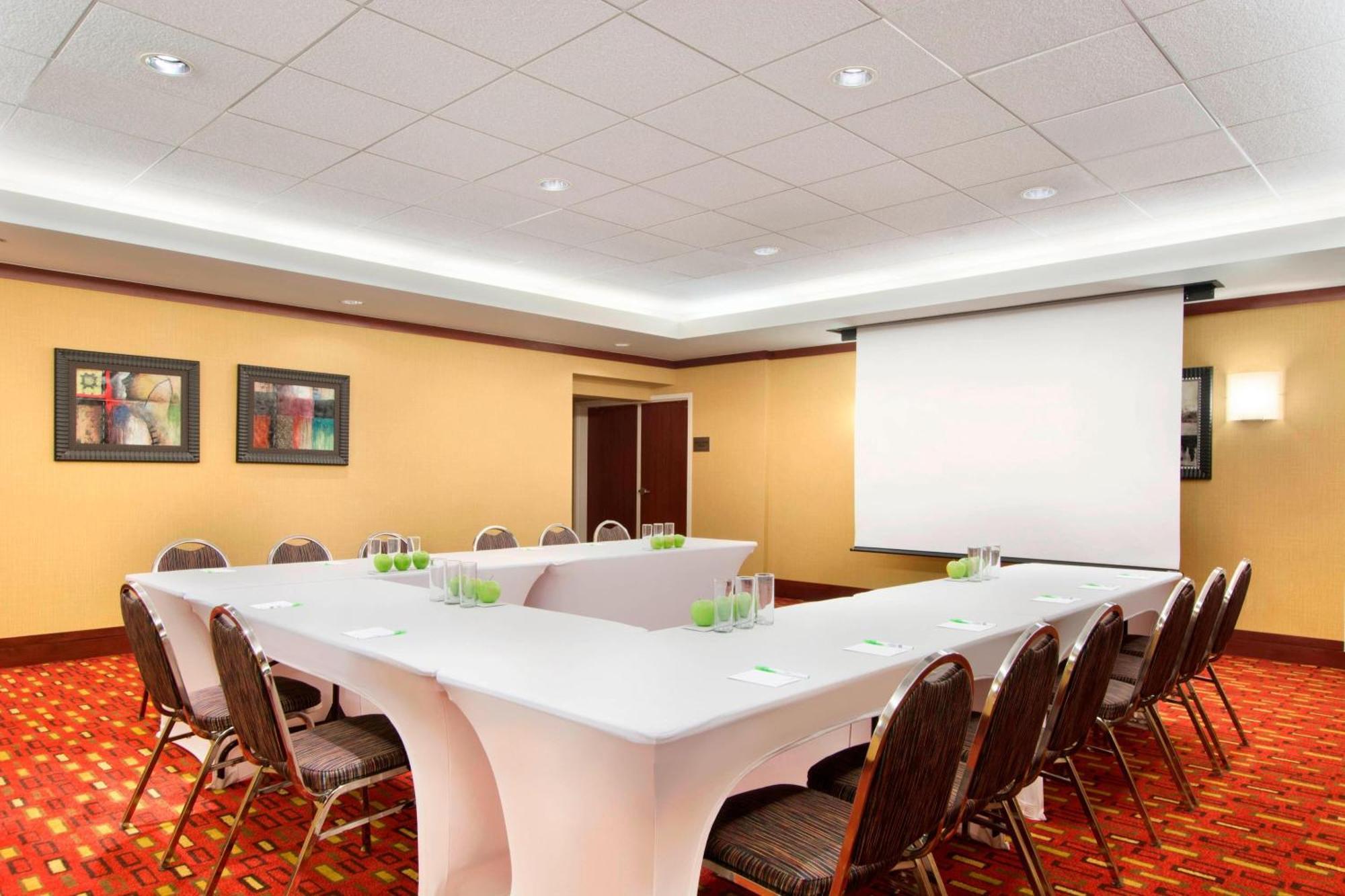Courtyard By Marriott Oklahoma City Downtown Bagian luar foto