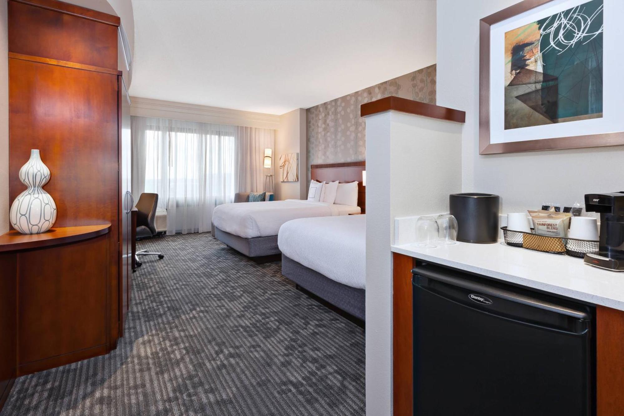 Courtyard By Marriott Oklahoma City Downtown Bagian luar foto